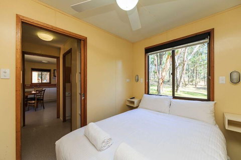 Reflections Holiday Parks Copeton Waters - Sydneys Hotel 1