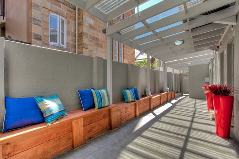 Flinders Street Studios - Sydneys Hotel 4
