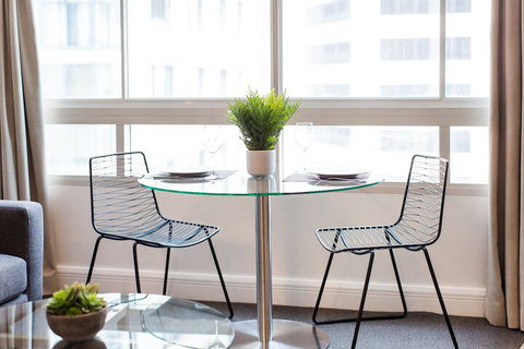 Sydney CBD Studio Apartment 1704 KNT - Sydneys Hotel 3
