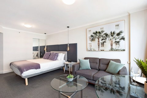 Sydney CBD Studio Apartment 1704 KNT - Sydneys Hotel 5