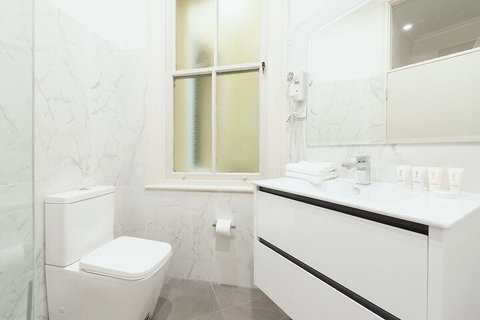 Stunning Sydney Home 2 - Sydneys Hotel 4