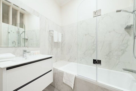 Stunning Sydney Home 2 - Sydneys Hotel 5