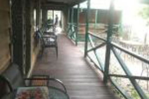 4 Bears Motel - Sydneys Hotel 0