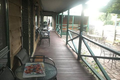 4 Bears Motel - Sydneys Hotel 3