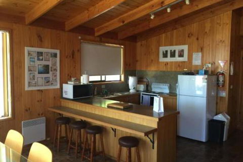 Alluvion Beach Cottage - Sydneys Hotel 6