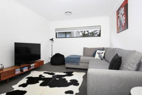 Rockwall Pet Friendly Fire Pit - Sydneys Hotel 4