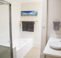 Top Tier Dog Friendly Holiday Home - Sydneys Hotel
