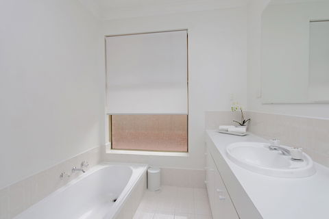 Alexandra Villa - Sydneys Hotel 3