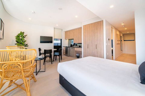 Newlife Serviced Apartments - Sydneys Hotel 6