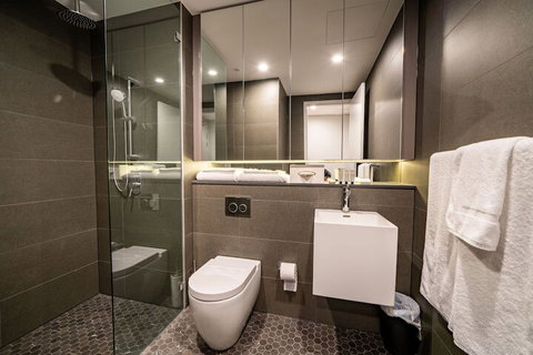 Newlife Serviced Apartments - Sydneys Hotel 7