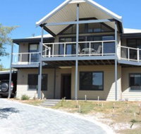Jay's Beach House - Sydneys Hotel