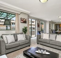 Dual Level Apt Darling Harbour HWD89 - Sydneys Hotel