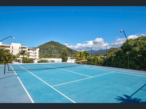 Absolute Beachfront With Million Dollar Views - Sydneys Hotel 5