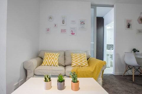 New Renovated & Cozy Apt Closes To Southern Cross - Sydneys Hotel 4