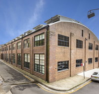 Wentworth Park Road Apartments - Sydneys Hotel