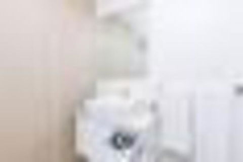 New Modern Apartment With Parking Near Amenities - Sydneys Hotel 5