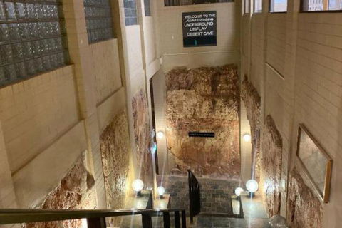 Alis Underground - Sydneys Hotel 7