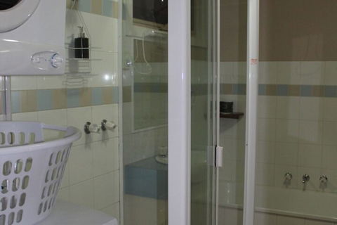 Australian Home Away At Box Hill 2 Bedroom - Sydneys Hotel 4