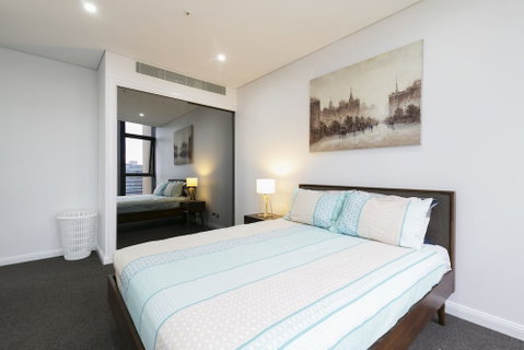 High-End Riverside Home - Sydneys Hotel 4