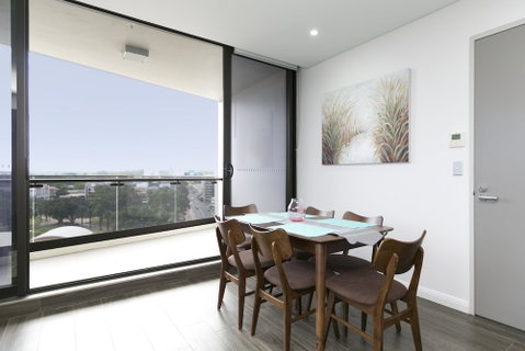 High-End Riverside Home - Sydneys Hotel 3