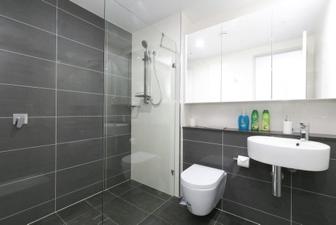 High-End Riverside Home - Sydneys Hotel 5