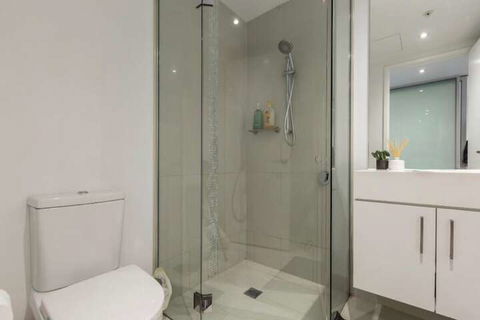 Prima Pearl Luxury 2-Bedroom Apartment - Sydneys Hotel 7