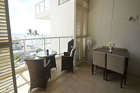 2 BDR / Apt / Foxtel / WiFi / Pool / Parking / Spa / Hervey Bay - Sydneys Hotel 7