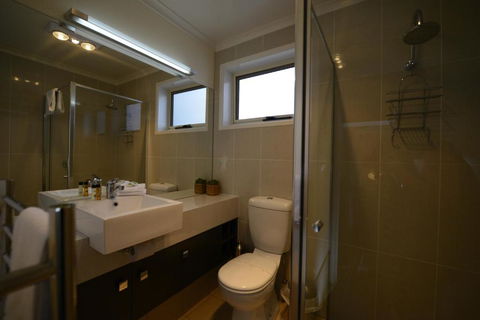 Skyline Best Executive Bendigo CBD Accommodation 2020 21 - Sydneys Hotel 4