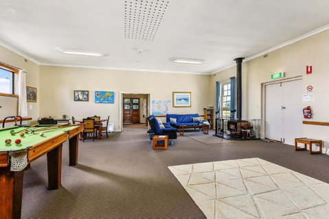 Evergreen - Sydneys Hotel 2