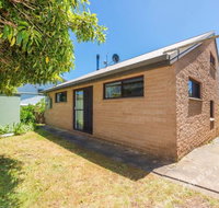 The Accommodation Group  Greens Beach Retreat - Sydneys Hotel