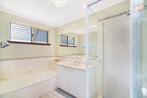 Vaai Moana - 5/10 Oriole Avenue - Sydneys Hotel 4