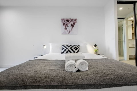 84 Bleu Ambre Apartment - Sydneys Hotel 5