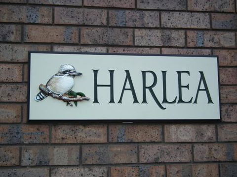 Harlea - Sydneys Hotel 4