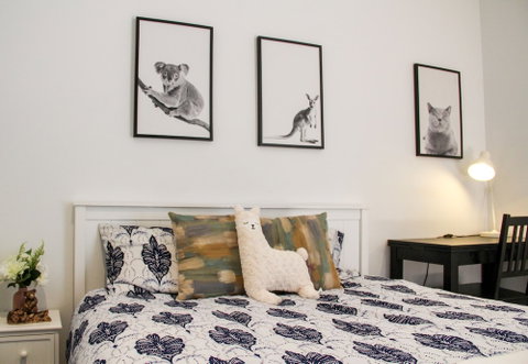 Stunning 2 Bedroom High Floor City View - Sydneys Hotel 2