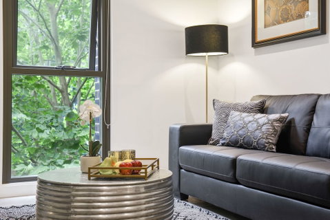 Luxury Experience In Prime Location - Sydneys Hotel 0