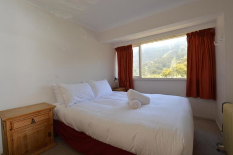 Karoonda 2 - Sydneys Hotel 3