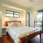 Billa Blue - Sydneys Hotel 0