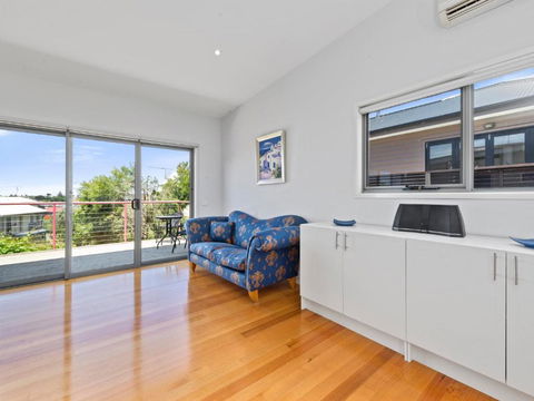Poseidon - Sydneys Hotel 4