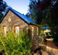 Rubys Garden Cottage - Sydneys Hotel