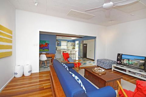 25 Goongilla Street Yaroomba 500 BOND - Sydneys Hotel 1
