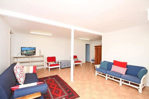 25 Goongilla Street Yaroomba 500 BOND - Sydneys Hotel 5