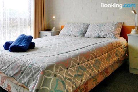 Beachcomber1 - Sydneys Hotel 1