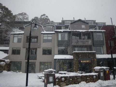 Thredbo 31 - Sydneys Hotel 4