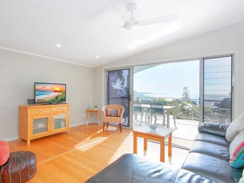 Angourie Blue 1 Great Ocean Views Surfing Beaches - Sydneys Hotel 2