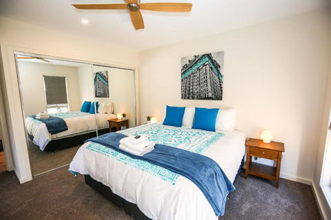 Amber Mist Villa One - Sydneys Hotel 2