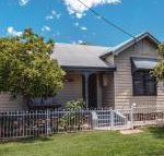 Caledonia Cottage - Sydneys Hotel