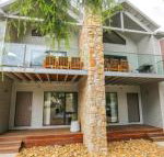 The Stelvio Villas Two - Sydneys Hotel