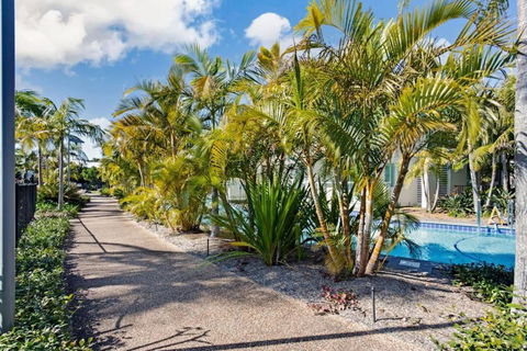 Pacific Blue Pool Spa & More Available In Complex! - Sydneys Hotel 3