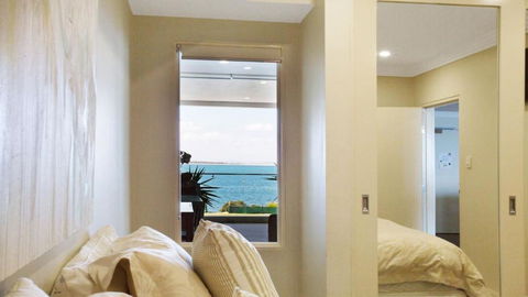 Aura Apartment With Spectacular Views! - Sydneys Hotel 2