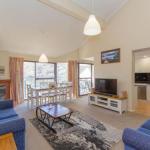Banksia 2 / 35 Townsend Street - Sydneys Hotel 0